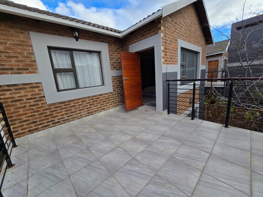 3 Bedroom Property for Sale in Groenvlei Sh Free State